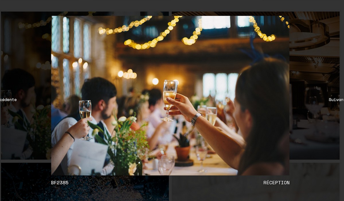 Image d'une lightbox ouverte sur une image de mariage, on peut voir des personnes qui trinquent.